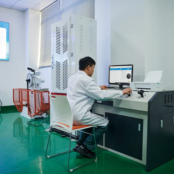 沖擊試驗機+萬能試驗機